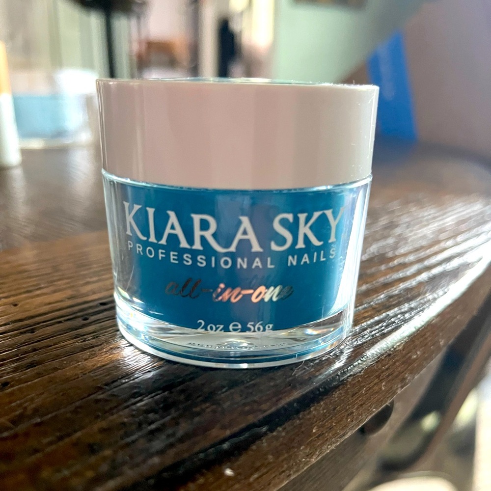 Kiara Sky- All in one Powder